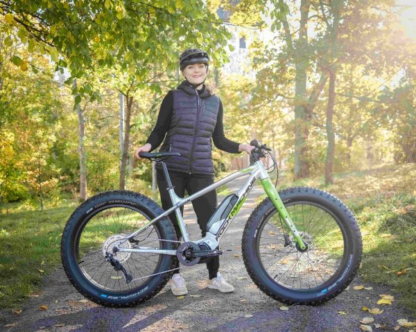 8514B579-5D15-4215-A943-879D488DC6FA 8514B579-5D15-4215-A943-879D488DC6FA